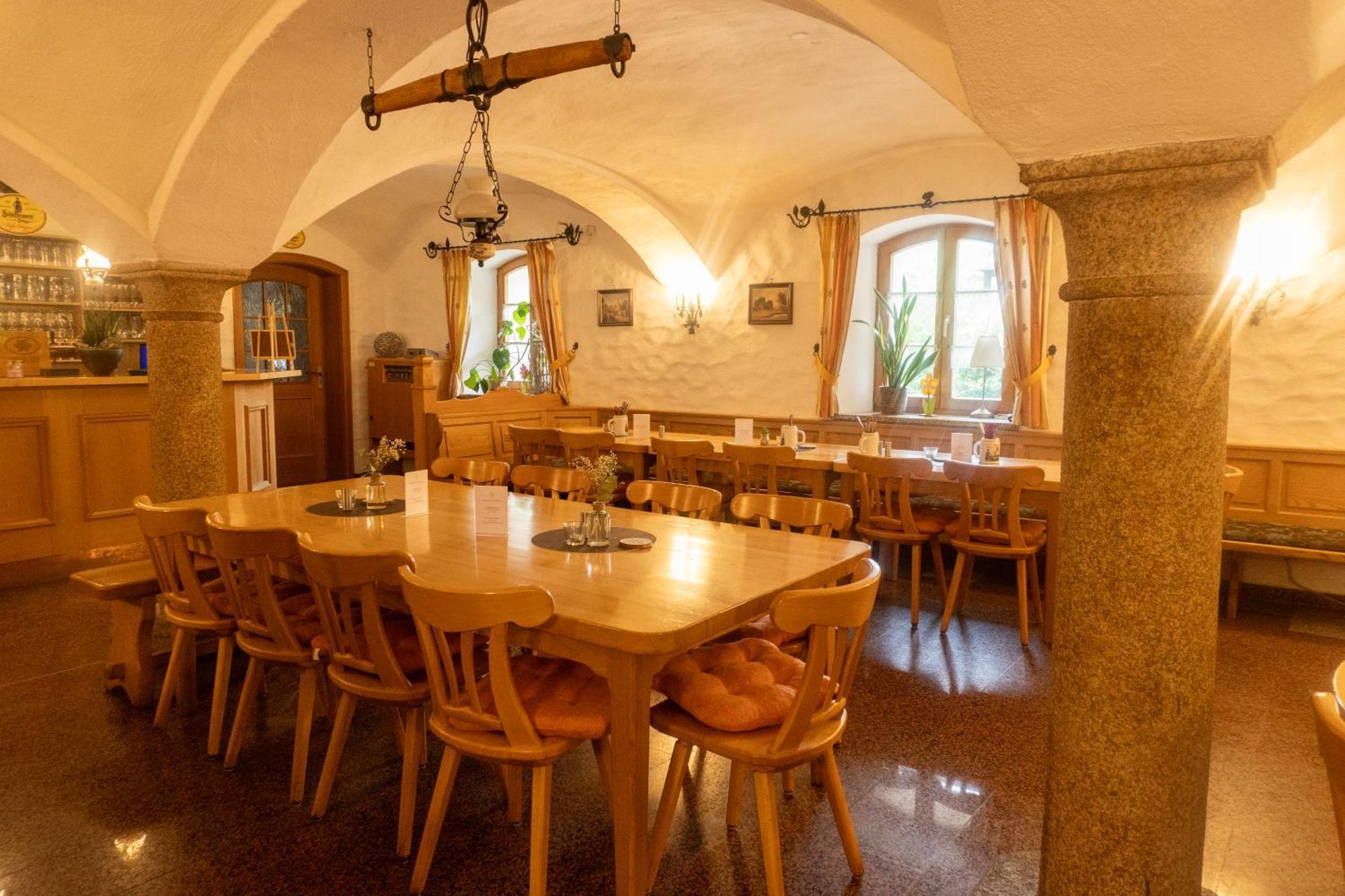 Oberkotzau Landgasthof - Braukeller - Fattigau מראה חיצוני תמונה